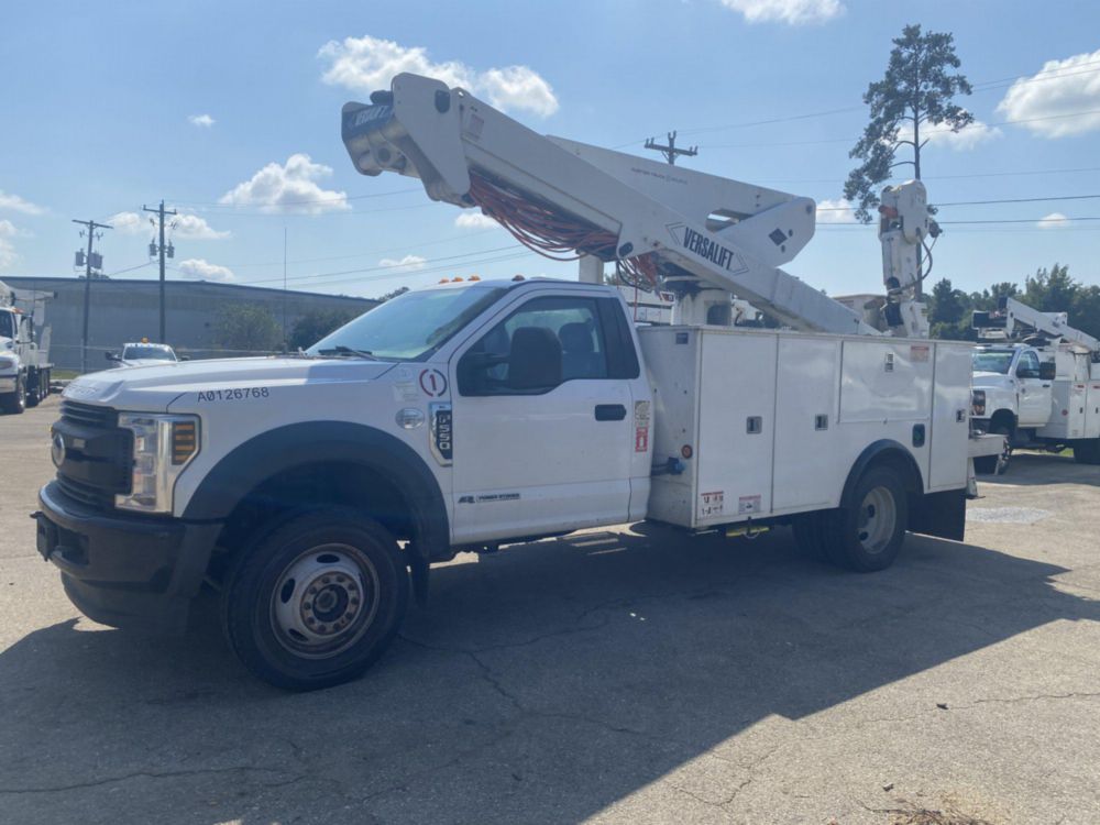 2019 Ford F550 4x4 Versalift VST-47-MHI Bucket Truck