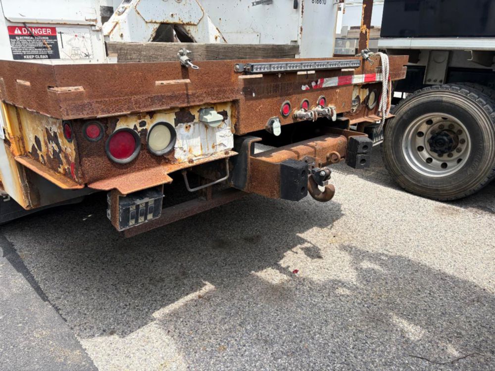 2016 Single Altec AA55 Bucket Truck