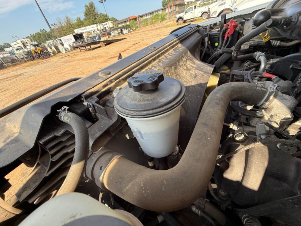 Versalift STP-36-NE Cable Placer on 2019 Ford F550 4x2