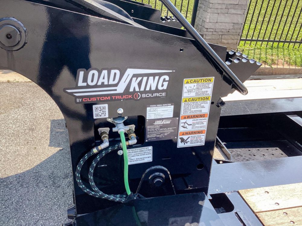 55 tons 53' x 8'6" 22,645 lbs Triple Axle Lowboy Trailer