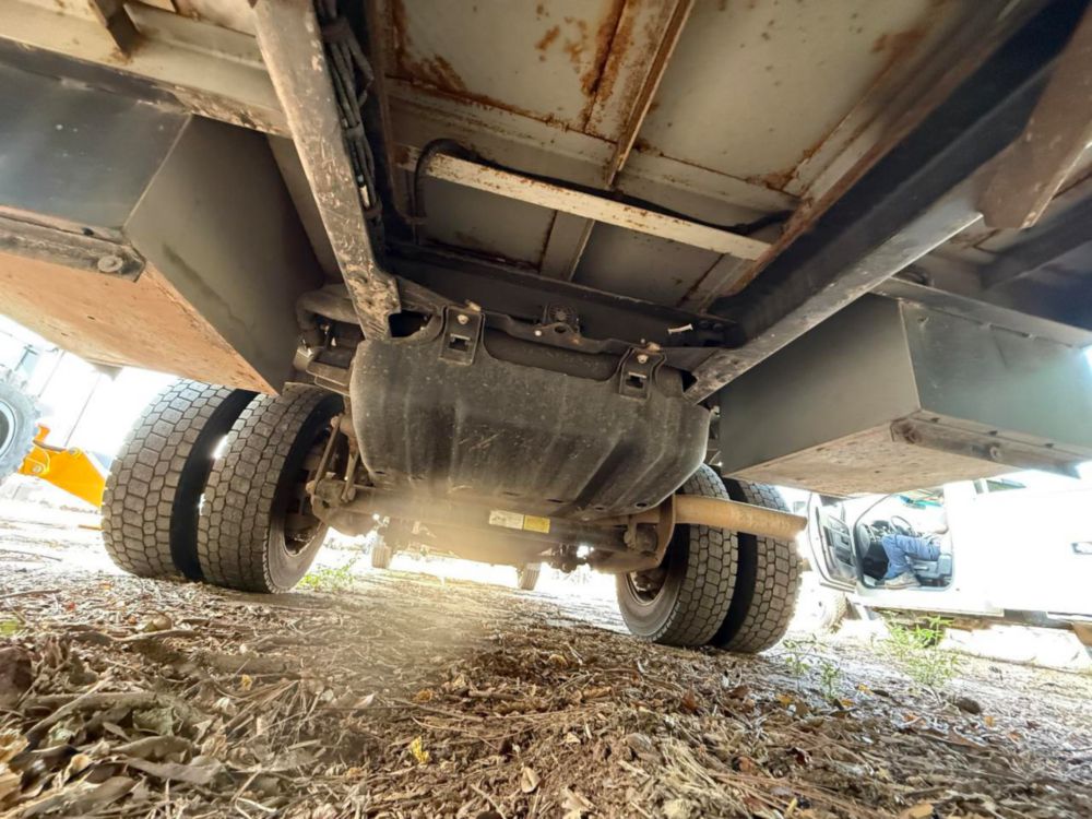 Versalift STP-36-NE Cable Placer on 2019 Ford F550 4x2