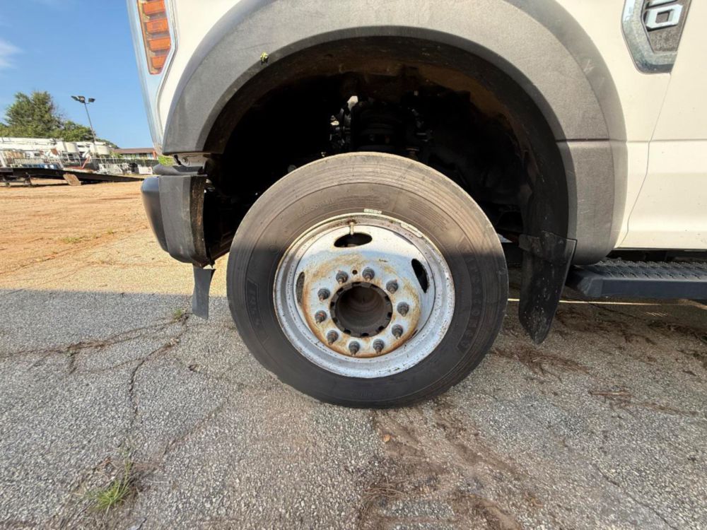 Versalift STP-36-NE Cable Placer on 2019 Ford F550 4x2