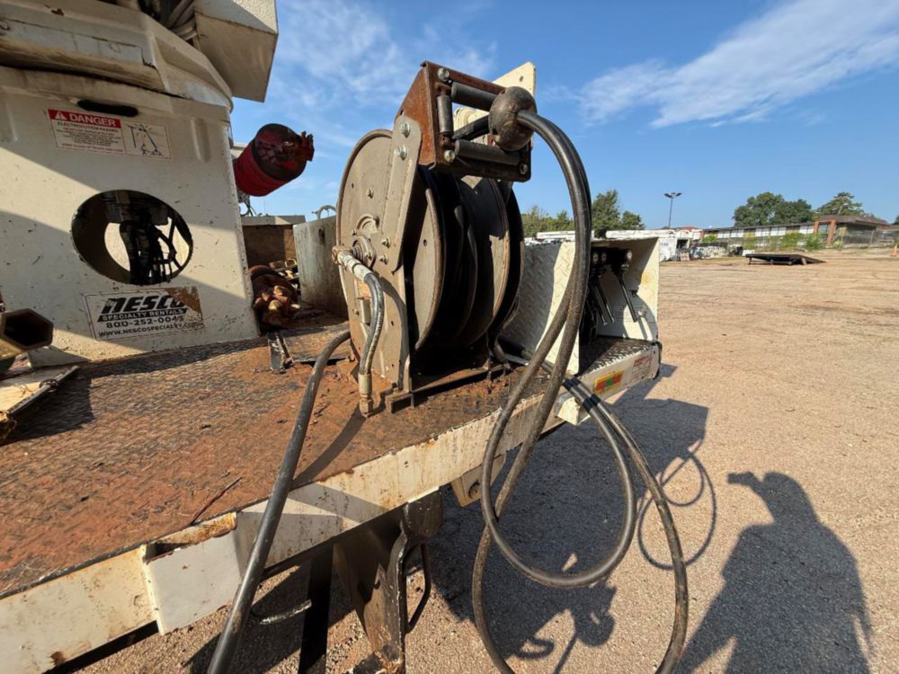 Terex Commander 4047 Track Digger Derrick on 2010 Prinoth GT1600 Track