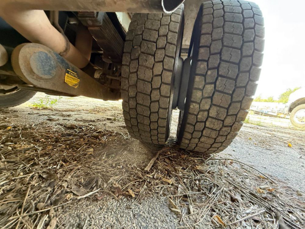 Versalift STP-36-NE Cable Placer on 2019 Ford F550 4x2