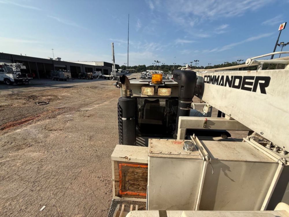 Terex Commander 4047 Track Digger Derrick on 2010 Prinoth GT1600 Track