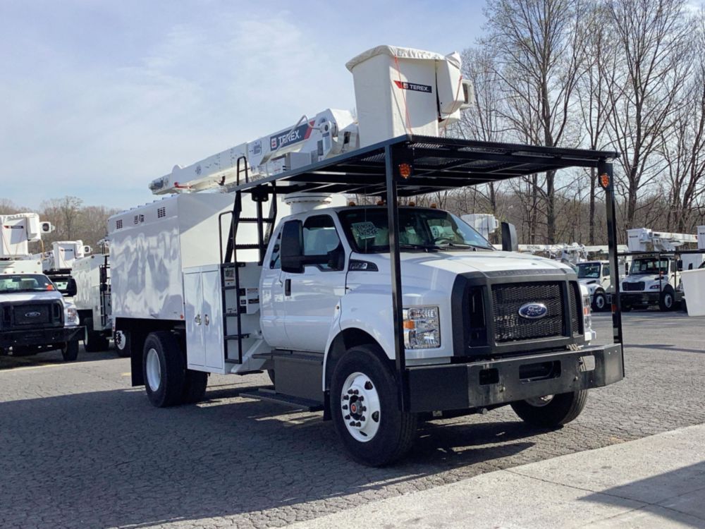 2027 Ford F750 4x2 Terex Utilities XT PRO 56-BOC-F-PC Bucket Truck