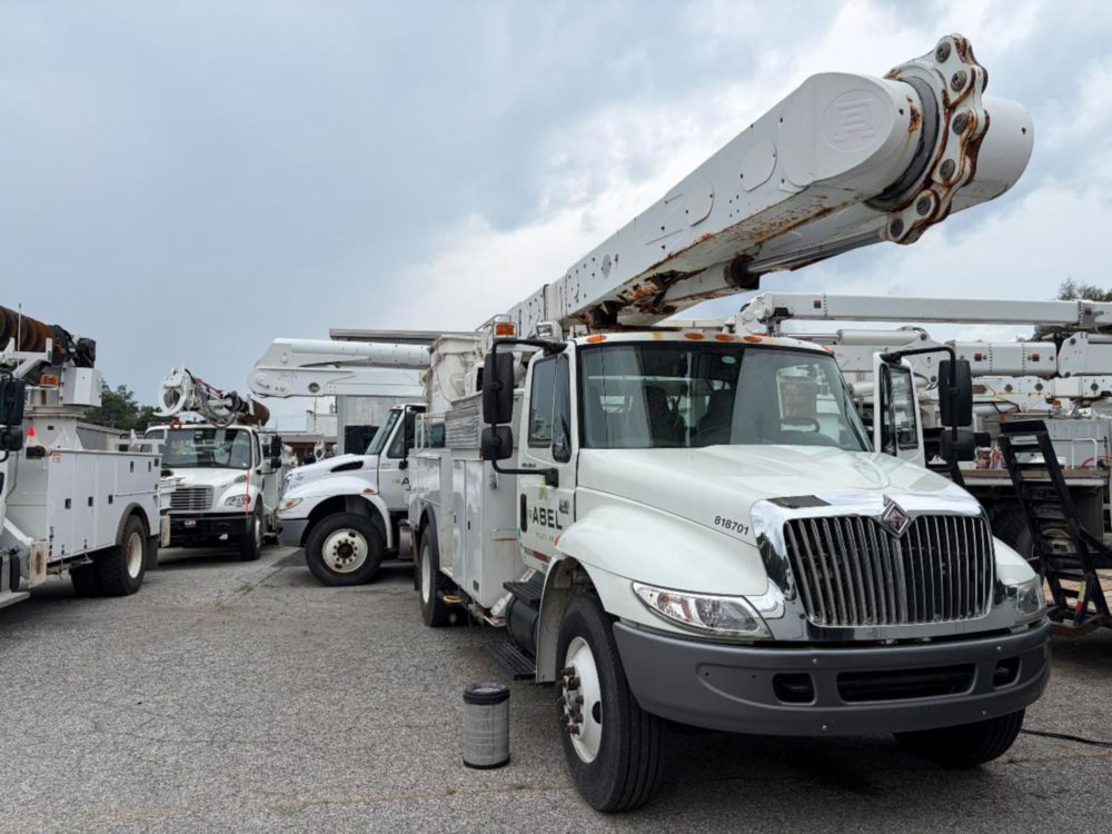 2007 Single Altec AM55 Bucket Truck