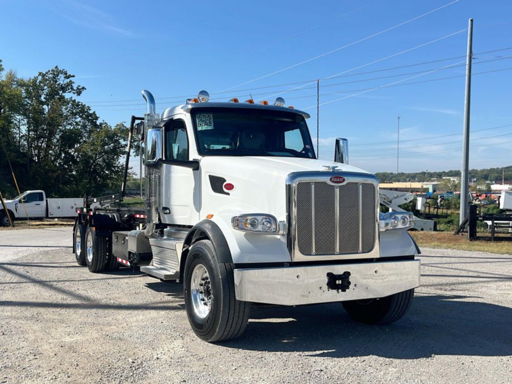 75,000 lbs Cable Tandem Axle Roll-Off Truck
