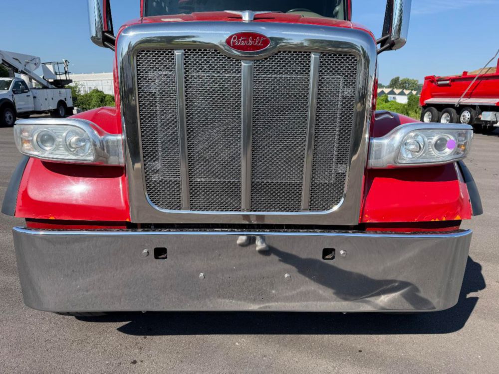 2018 Tri Dump Truck