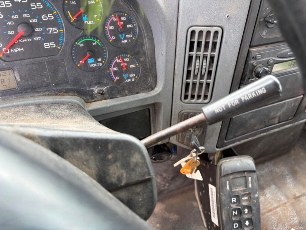 2007 Single Altec AM55 Bucket Truck