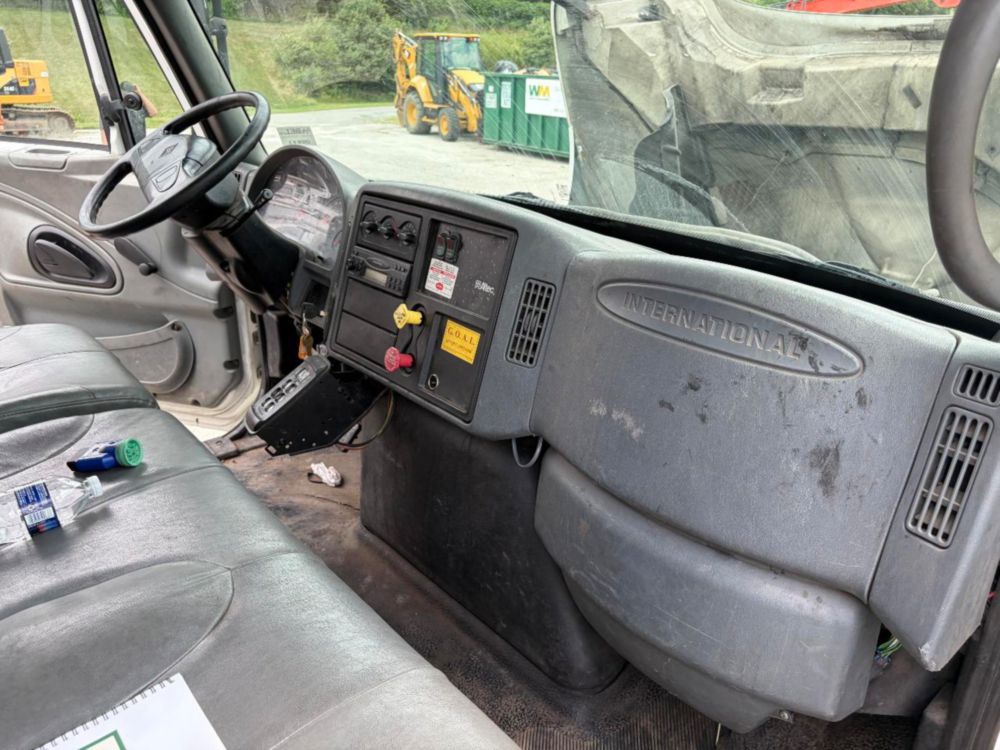 2007 Single Altec AM55 Bucket Truck
