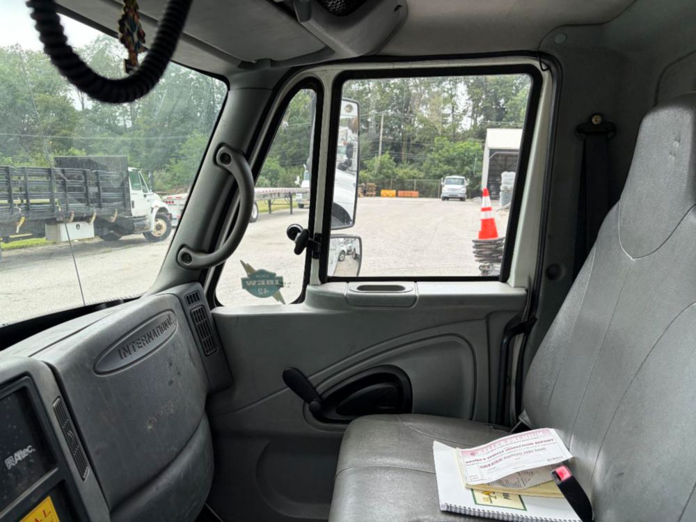 2007 Single Altec AM55 Bucket Truck
