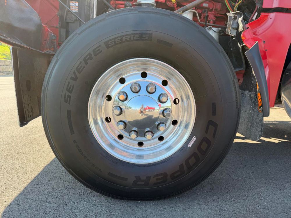 2018 Tri Dump Truck
