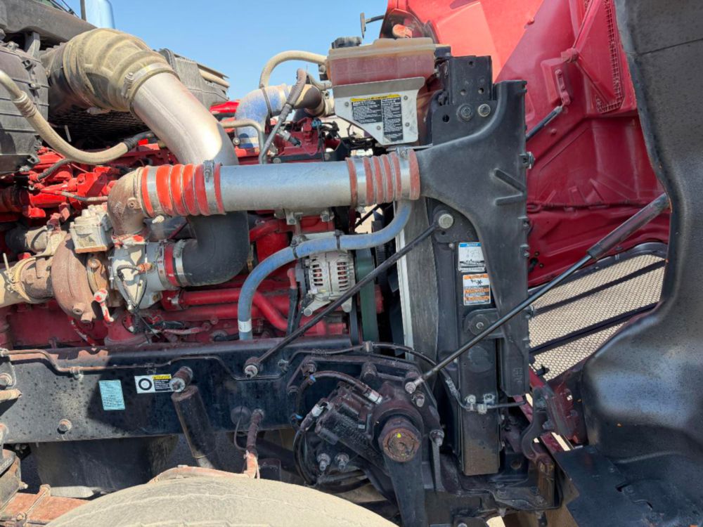 2018 Tri Dump Truck