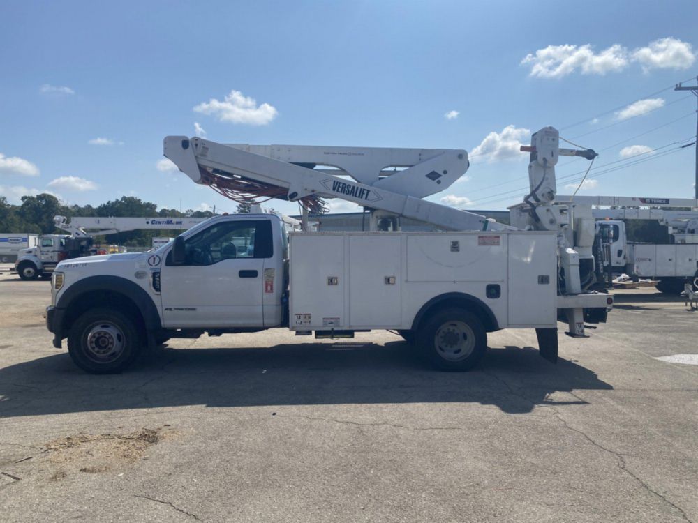 2019 Ford F550 4x4 Versalift VST-47-MHI Bucket Truck