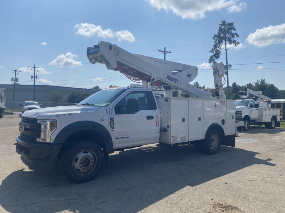 2019 Ford F550 4x4 Versalift VST-47-MHI Bucket Truck