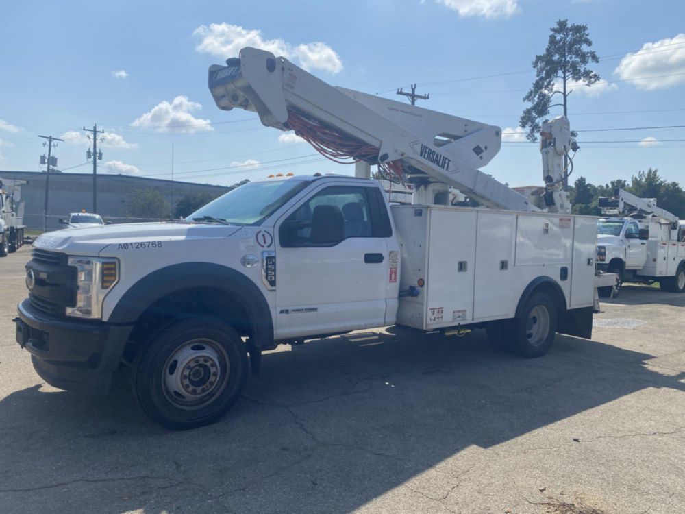 2019 Ford F550 4x4 Versalift VST-47-MHI Bucket Truck