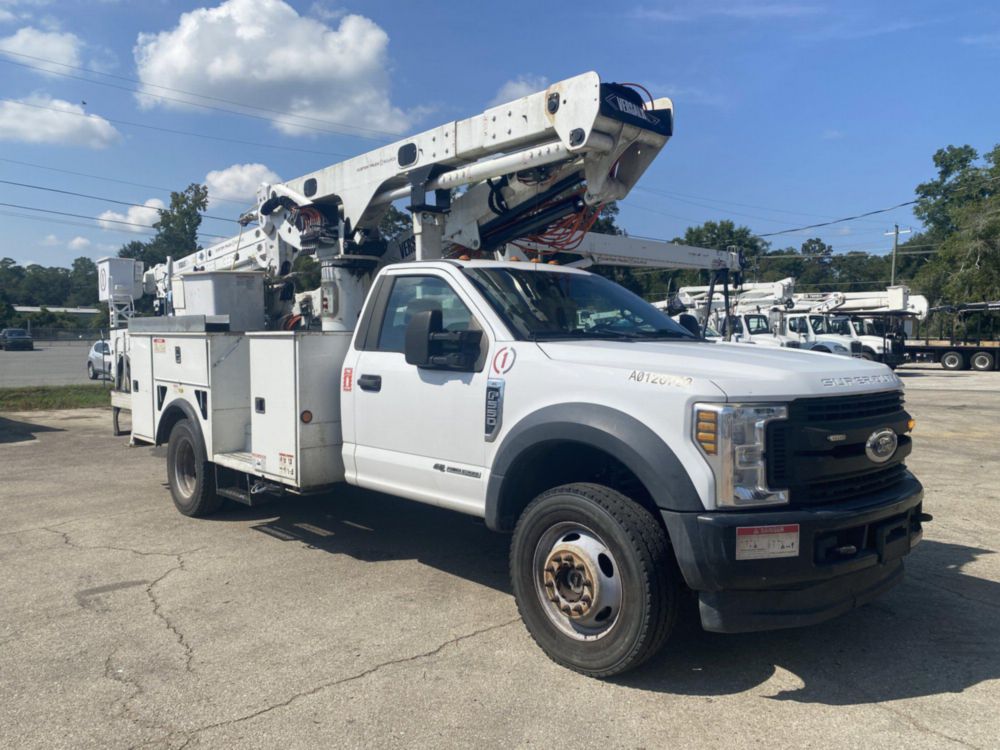 2019 Ford F550 4x4 Versalift VST-47-MHI Bucket Truck