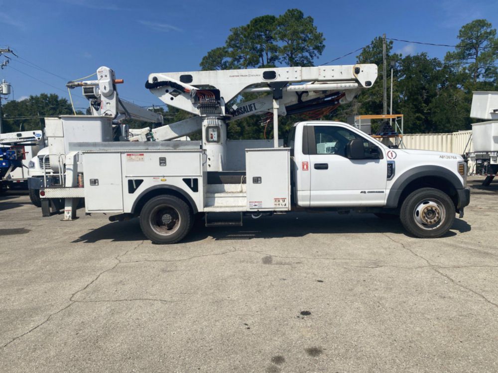2019 Ford F550 4x4 Versalift VST-47-MHI Bucket Truck