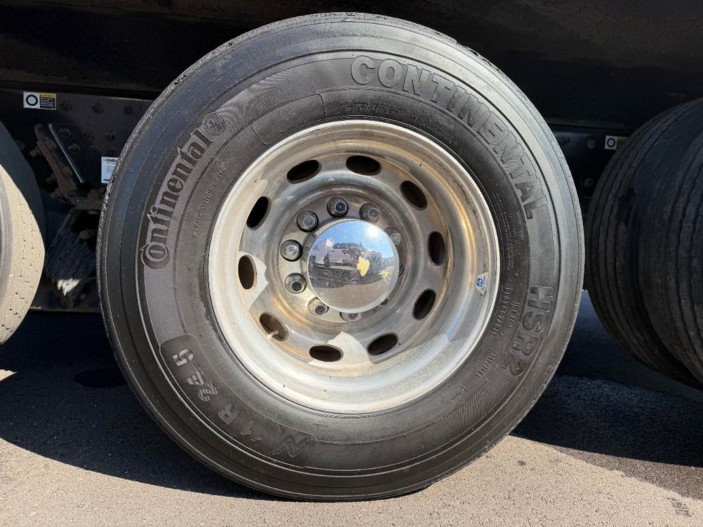 2018 Tri Dump Truck