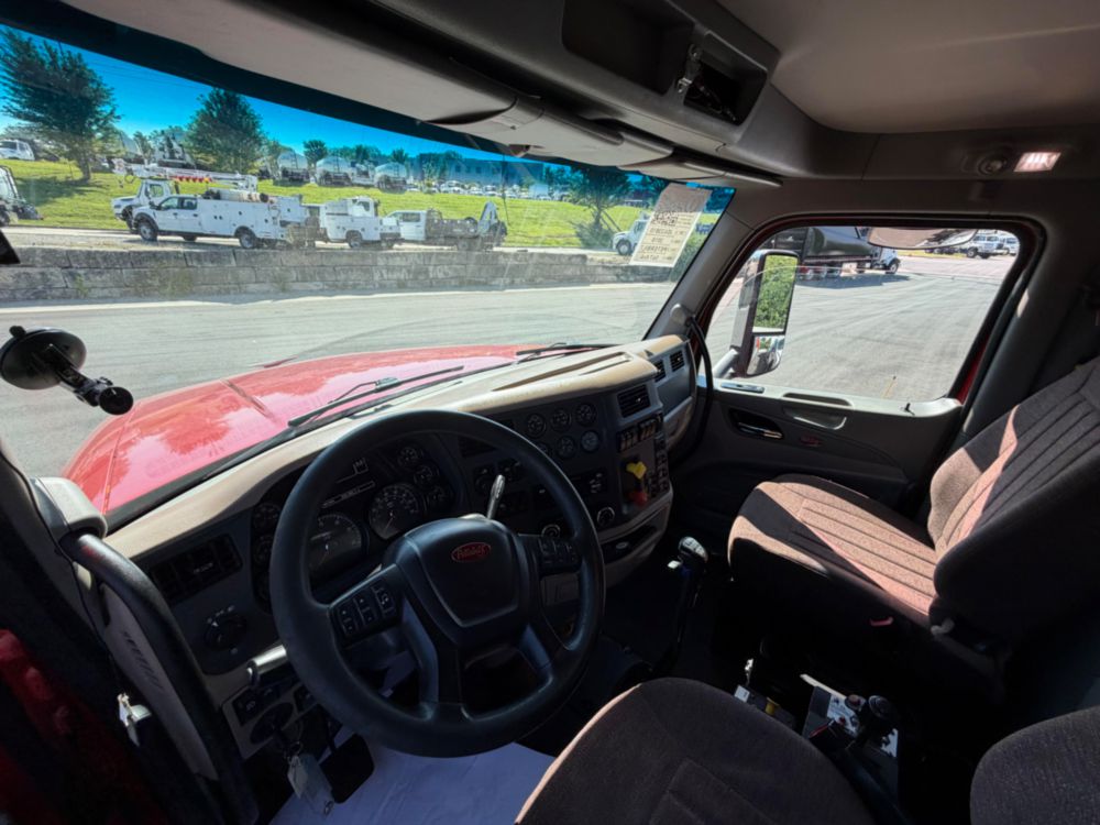 2018 Tri Dump Truck