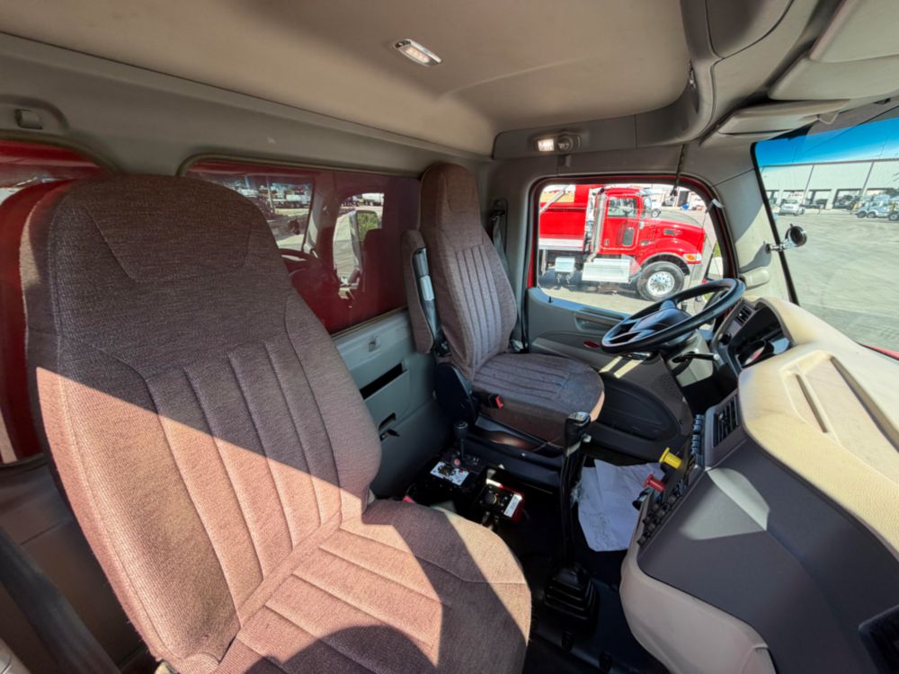 2018 Tri Dump Truck