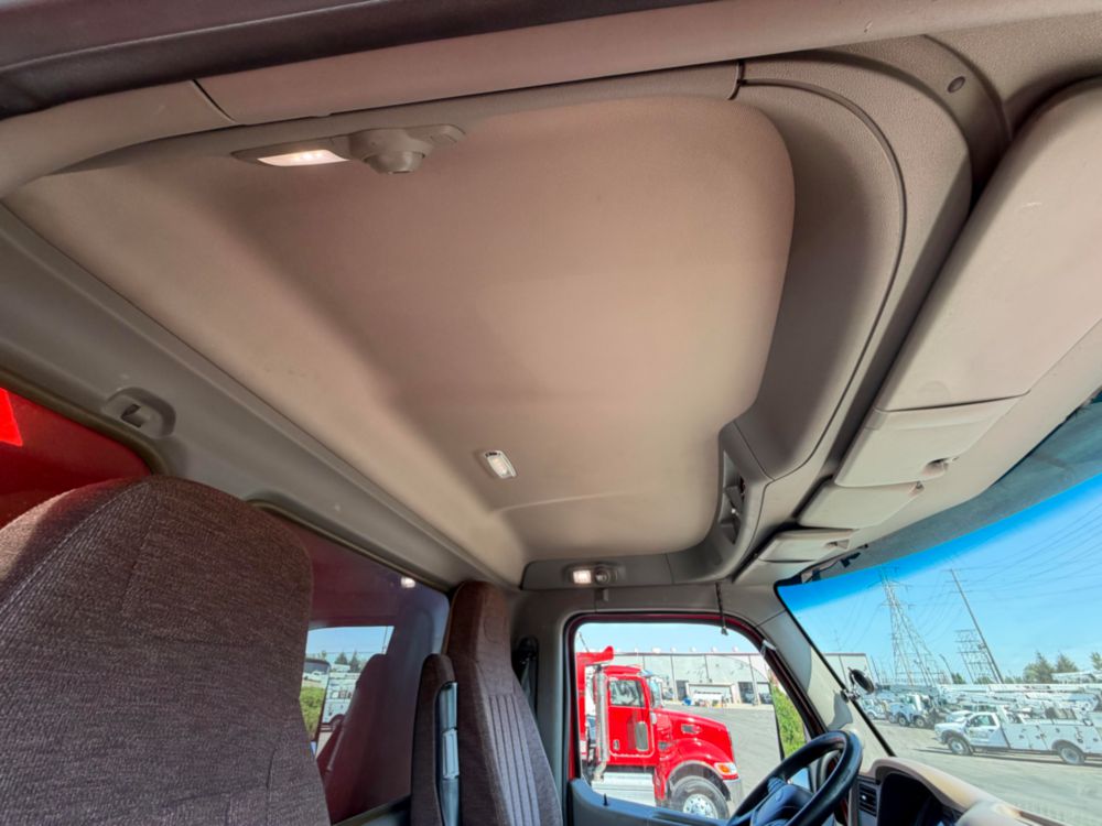 2018 Tri Dump Truck