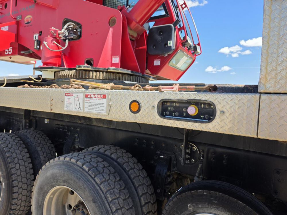 2013 Peterbilt 367 Tri-Drive National NBT-55 Boom Truck