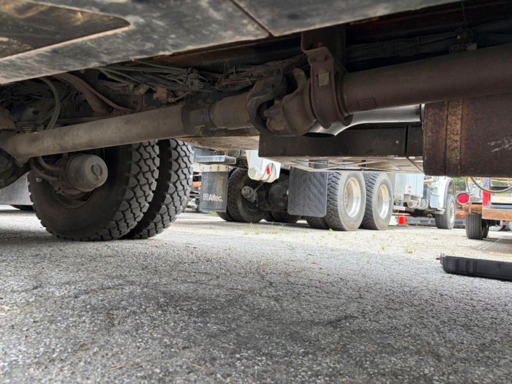 2007 Single Altec AM55 Bucket Truck