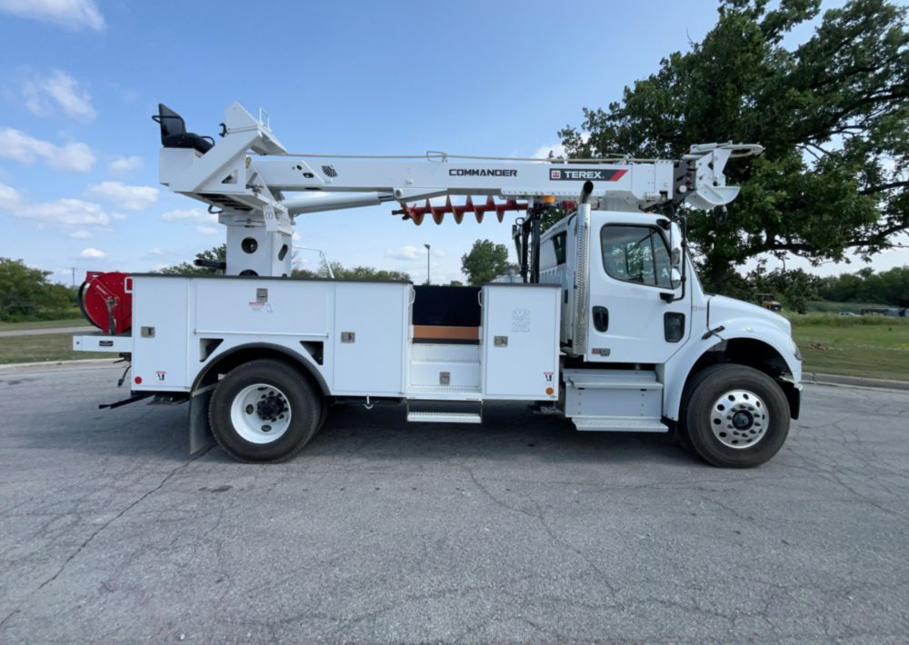 2025 Freightliner M2106 4x2 Terex C4047 Digger Derrick