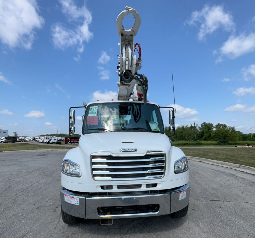 2025 Freightliner M2106 4x2 Terex C4047 Digger Derrick