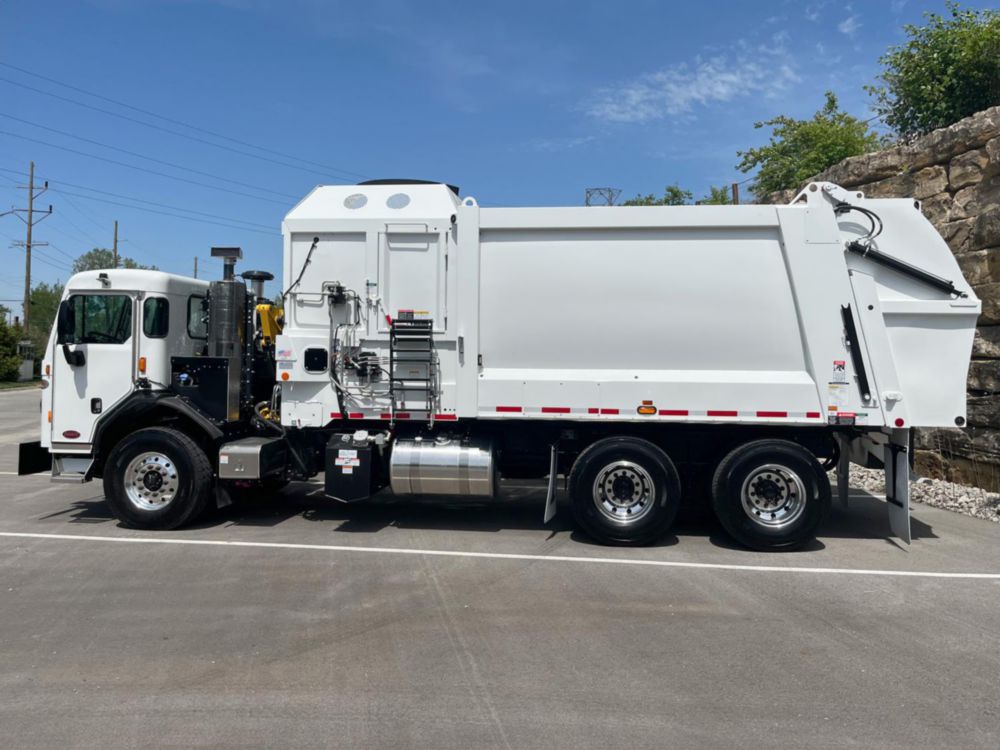 Automated Side Loader