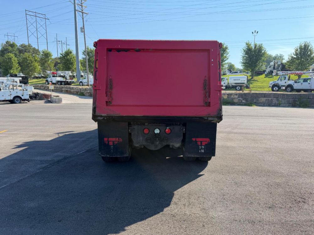 2021 Tri Dump Truck