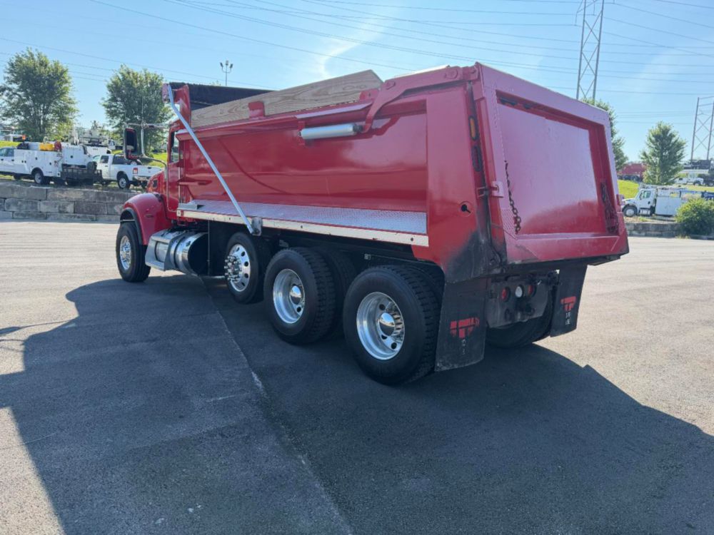 2021 Tri Dump Truck