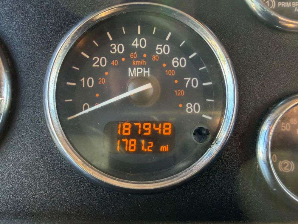 2021 Tri Dump Truck