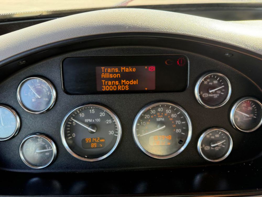 2021 Tri Dump Truck