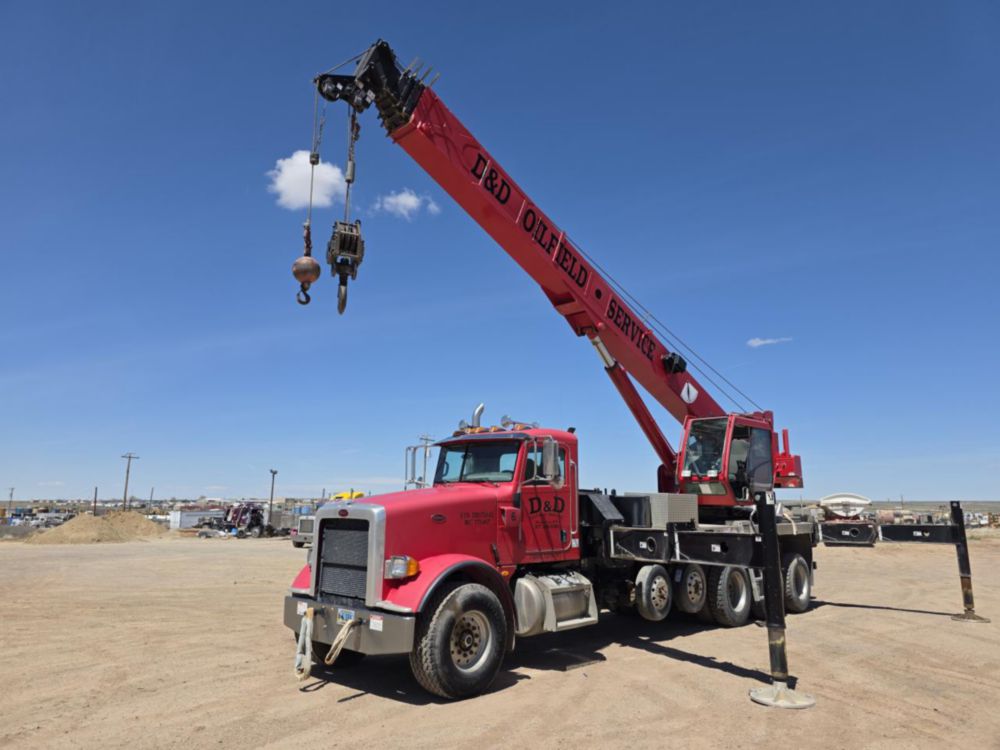 2013 Peterbilt 367 Tri-Drive National NBT-55 Boom Truck