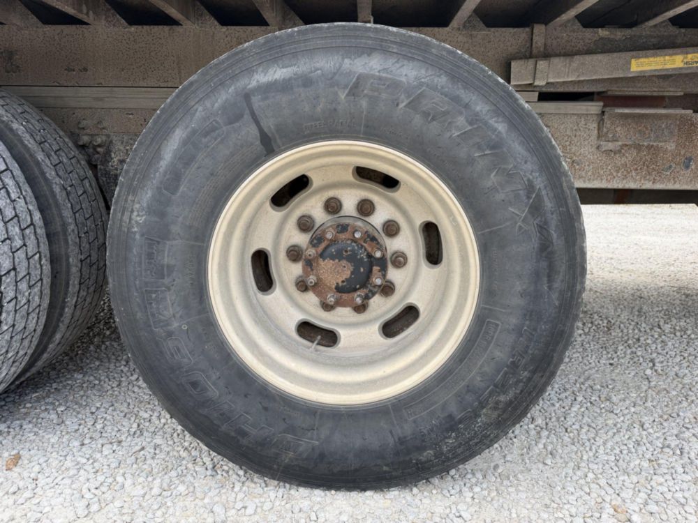 2007 Kenworth T-300 Tandem Axle Flatbed Dump Truck