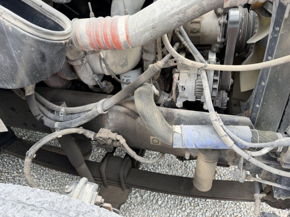 2007 Kenworth T-300 Tandem Axle Flatbed Dump Truck
