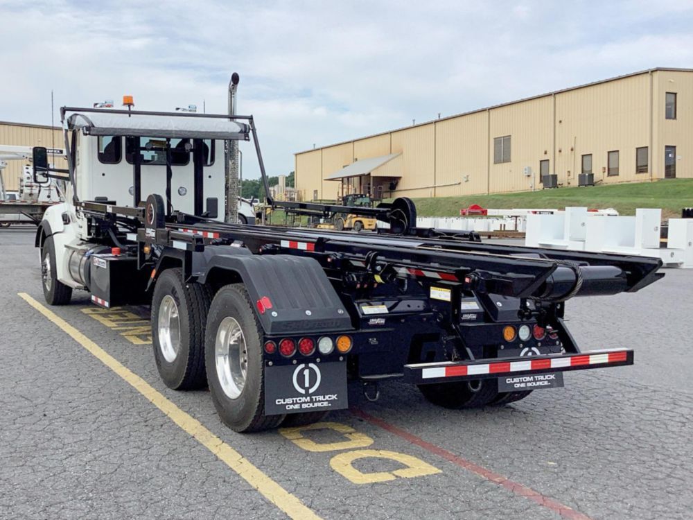 2025 Kenworth T880 6x4 Galbreath U75-OR-174 Roll-Off Truck