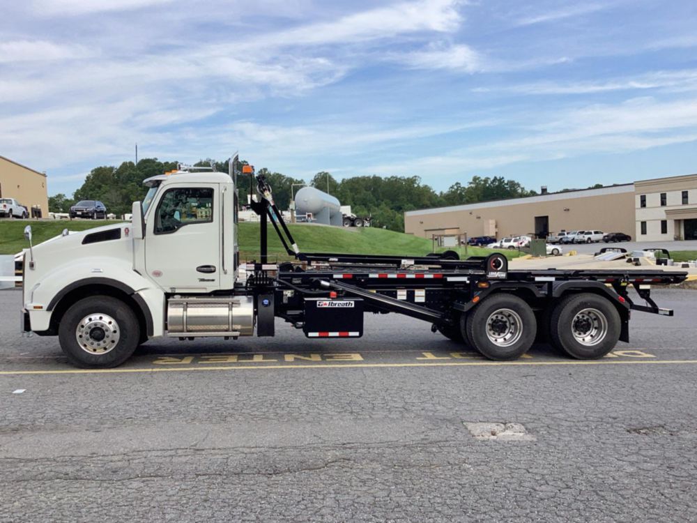 2025 Kenworth T880 6x4 Galbreath U75-OR-174 Roll-Off Truck