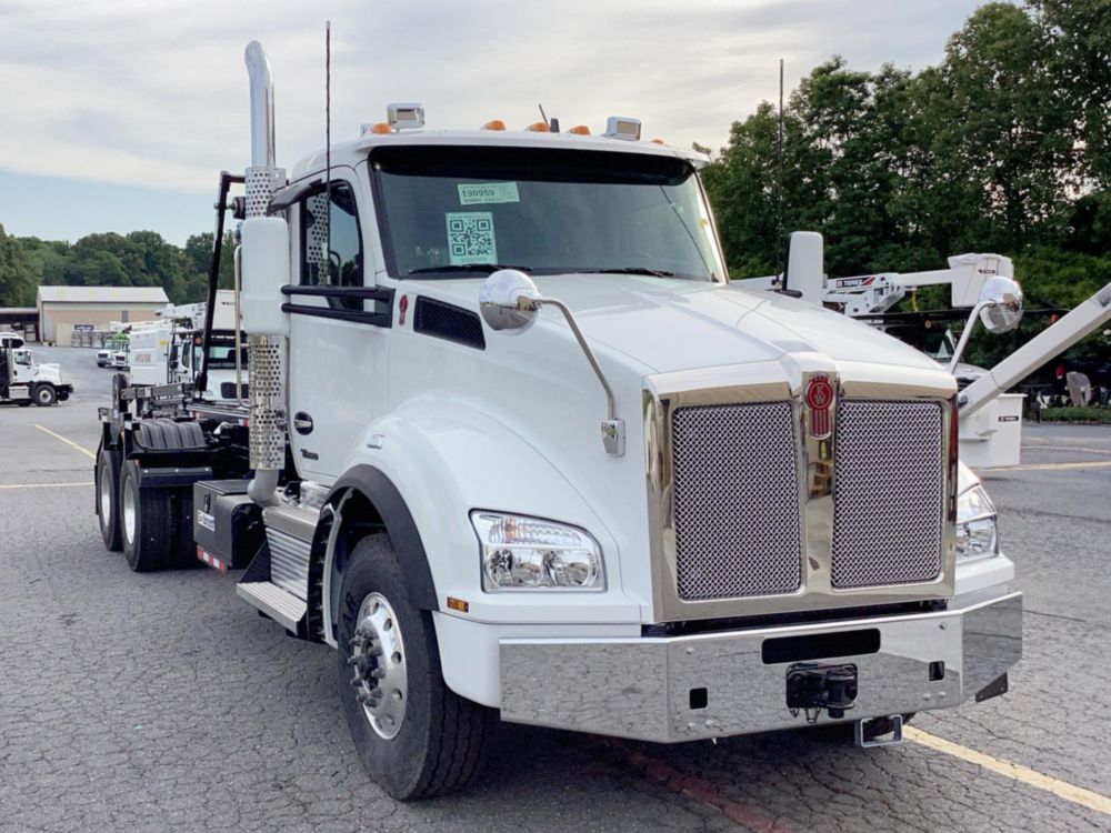 2025 Kenworth T880 6x4 Galbreath U75-OR-174 Roll-Off Truck