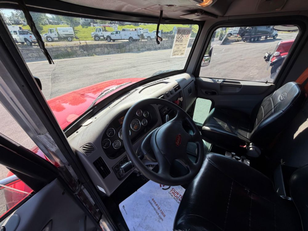 2021 Tri Dump Truck