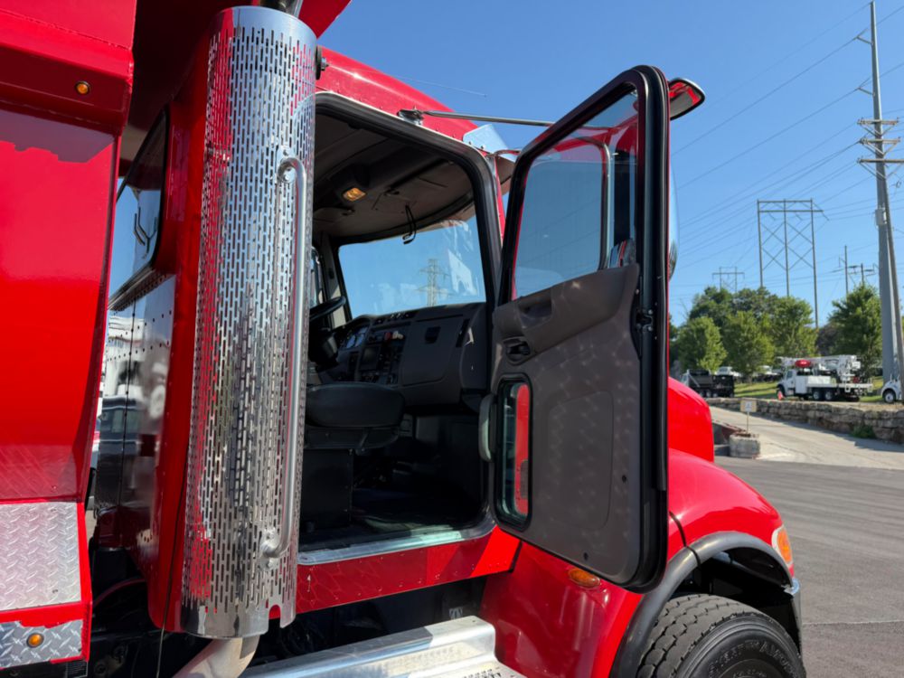 2021 Tri Dump Truck