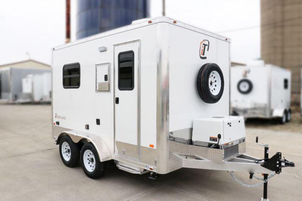 208.2 in x 99.25 in Fiber Splicing Trailer