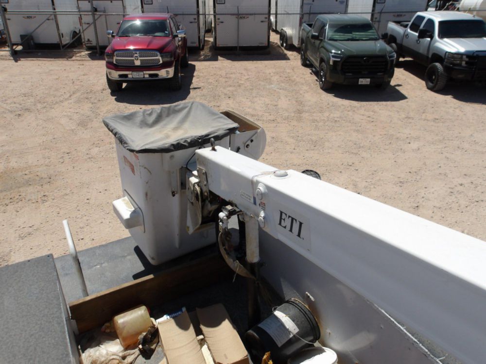 2011 Ford F-550 4x4 ETI ETC-37IH Bucket Truck
