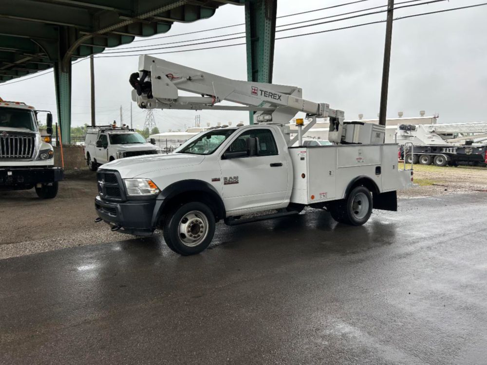2016 Dodge Ram 5500 4x4 Terex LT-40 Bucket Truck