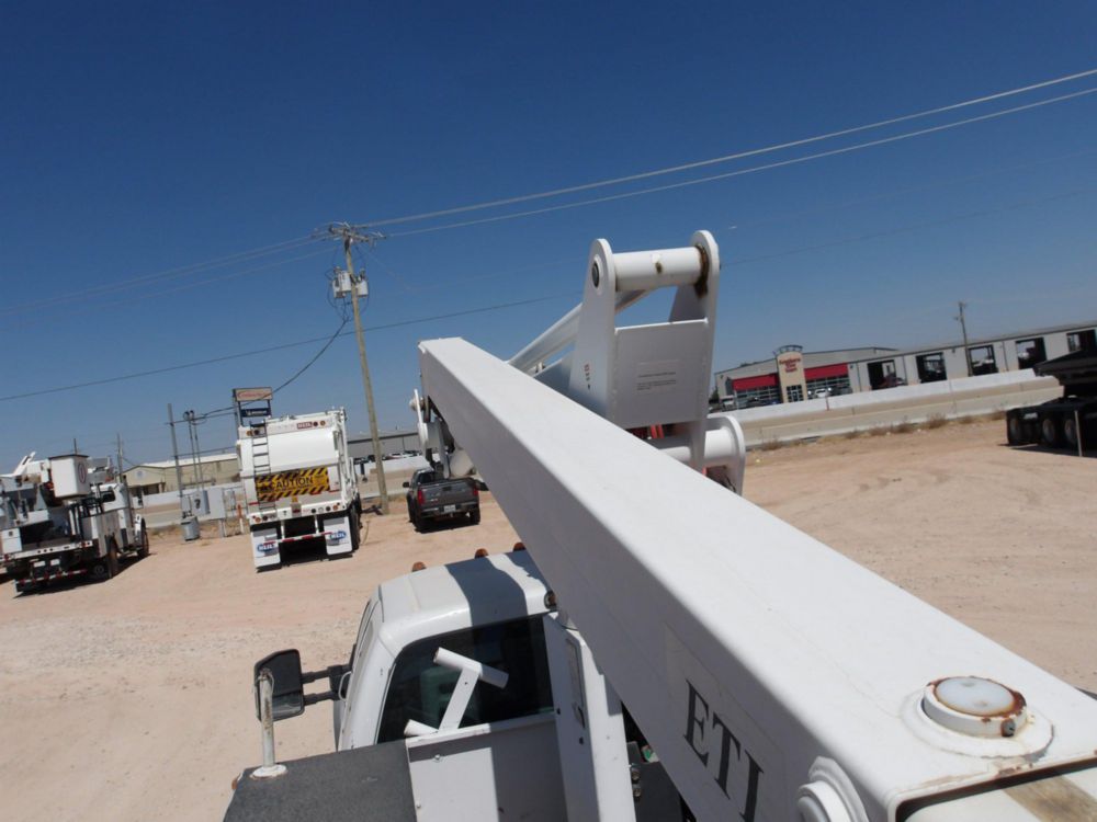 2011 Ford F-550 4x4 ETI ETC-37IH Bucket Truck
