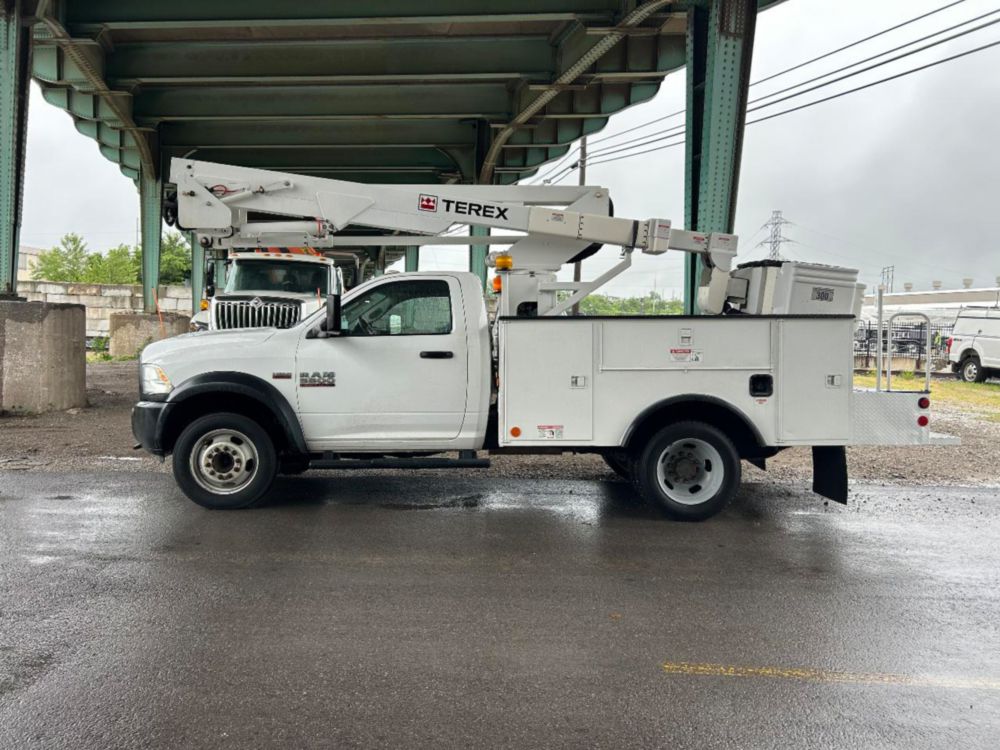 2016 Dodge Ram 5500 4x4 Terex LT-40 Bucket Truck