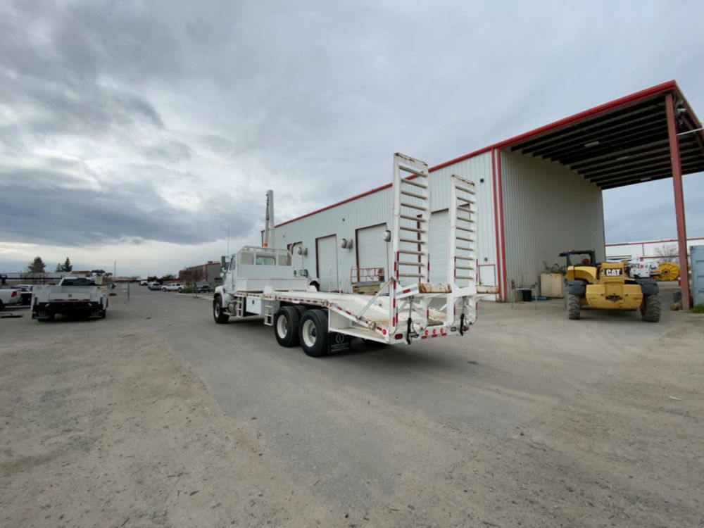 2018 Western Star 4700SB 6x4 Equipment Hauler